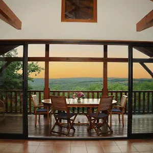 https://residence-du-souillac-golf-country-club.midi-pyreneeshotels.com